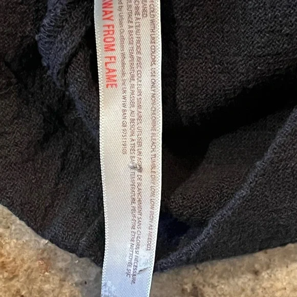 Free People Women’s small black short sleeve blazer with matching skirt - Picture 12 of 14